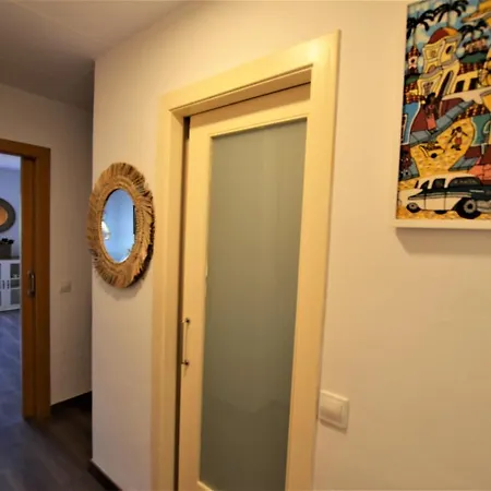 Sant Trop 5 Pax Apartment *