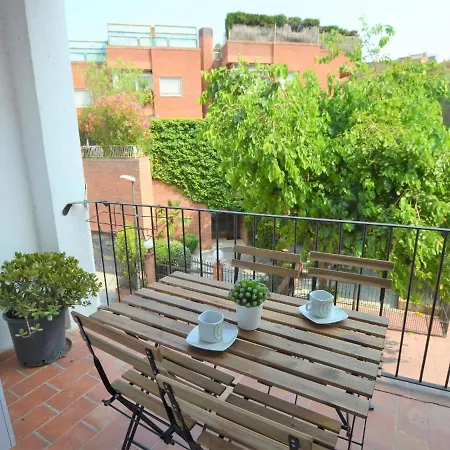Sant Trop 5 Pax Apartment *